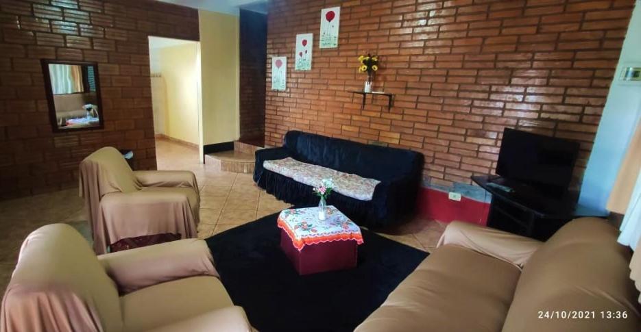 Iguazú Alojamiento La casa Puerto Iguazú Exterior foto